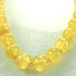 Halbtransparent Jade kugeln 12mm gelbes Seil 40cm