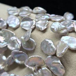 Perła Naturalna Srebrna Keshi 19x17x4 mm