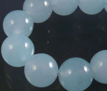 Jade Pastel Blue Balls 10mm Schnur 40pcs