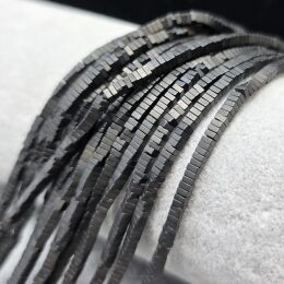 Hematyt Heishi Czarny Matowy  2x1 mm Sznur 40cm